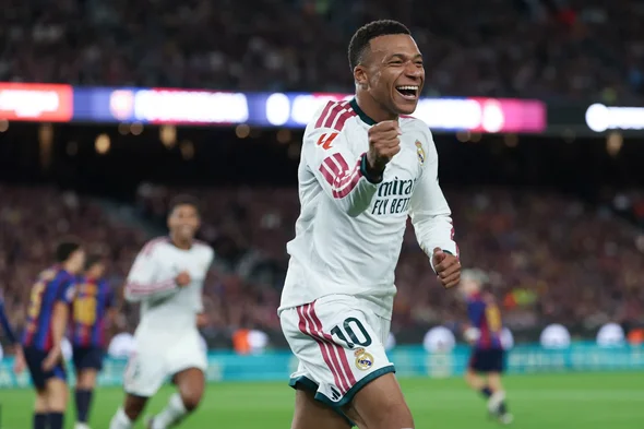 Barça-Real Madrid: le Real remporte le Clasico grâce à un doublé de Mbappé, la Liga totalement relancée